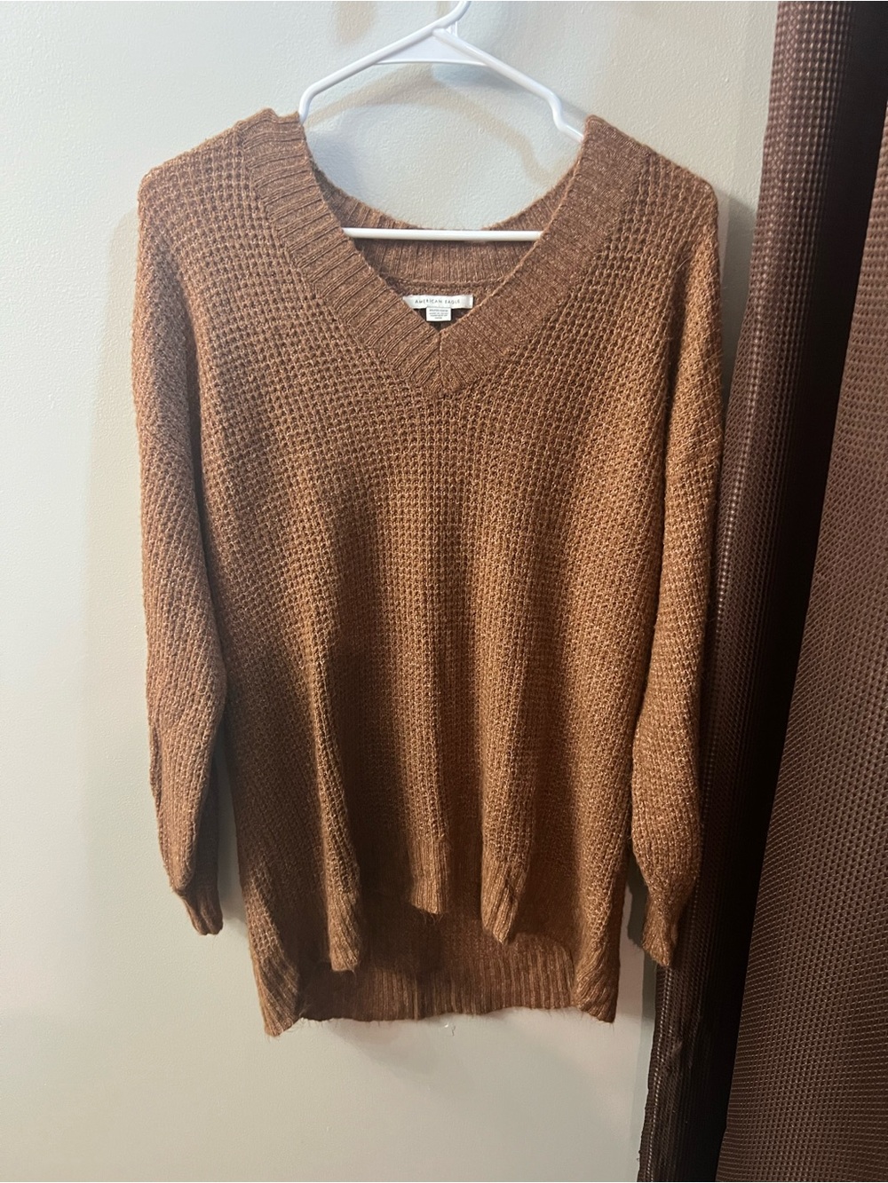 American Eagle Outfitters Knit V-Neck Sweater in Chestnut Brown